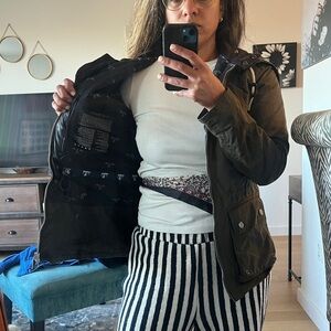 Barbour Classic Beadnell jacket with detachable hood